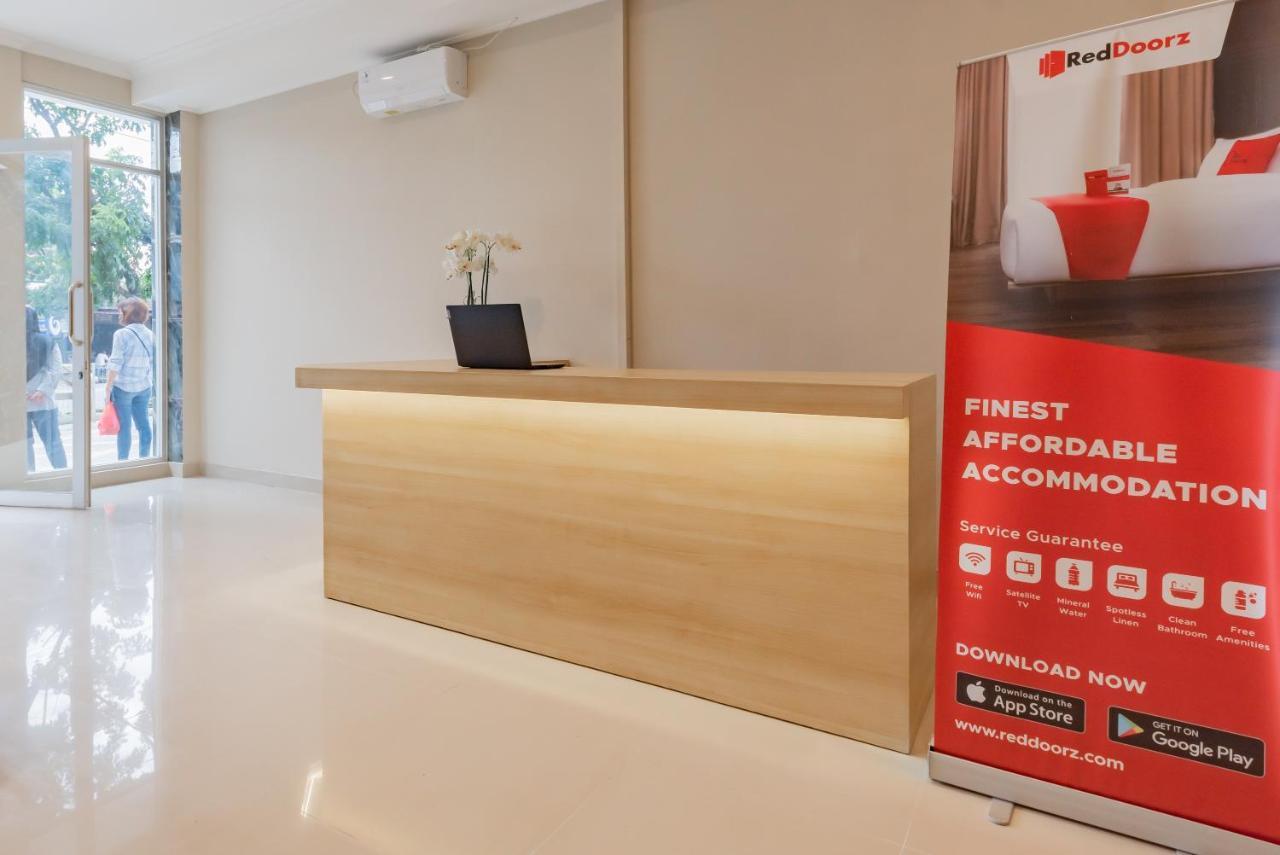 Reddoorz Plus Near Surapati Core Bandung Exteriér fotografie